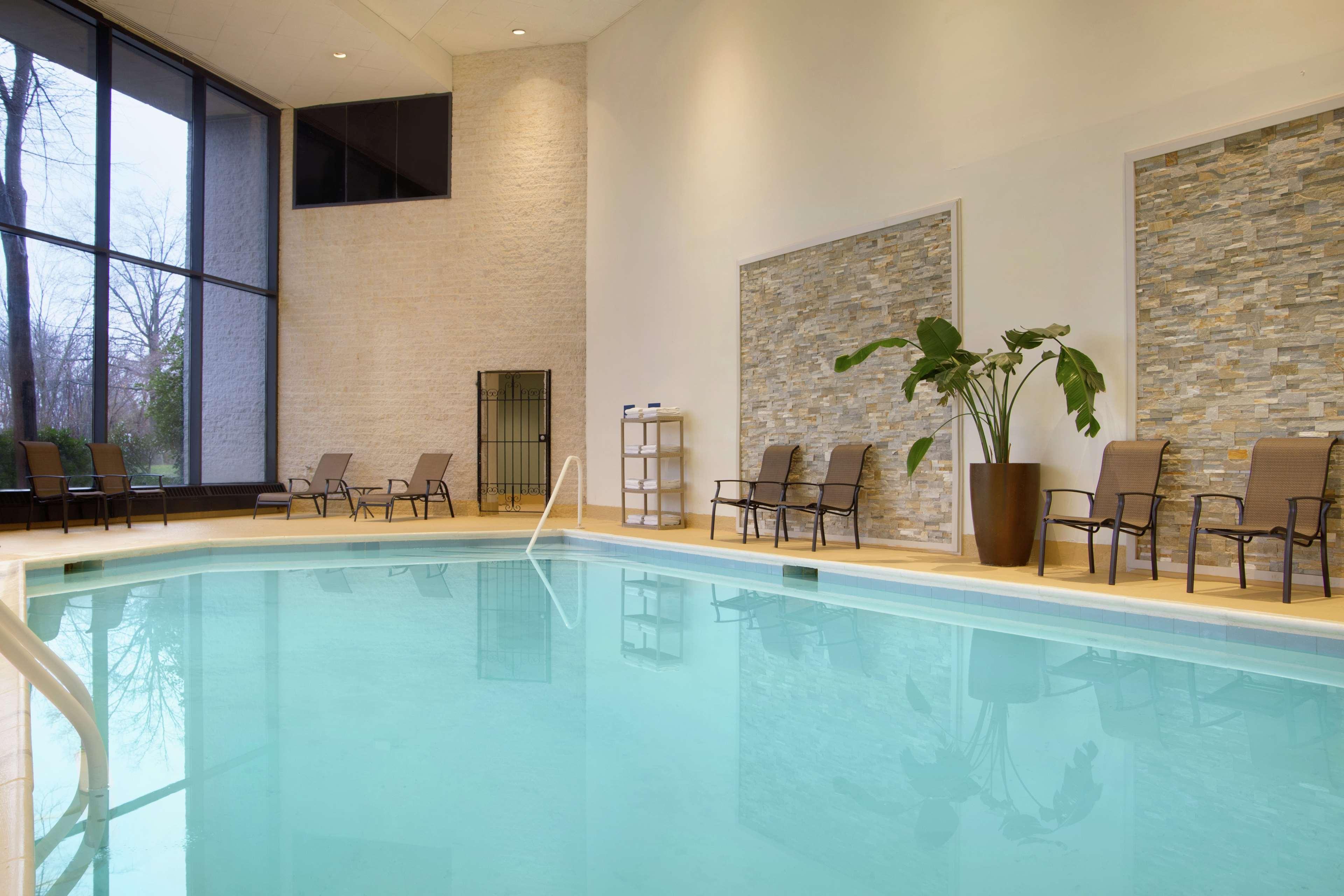 Doubletree By Hilton & Executive Meeting Center Hotel Somerset