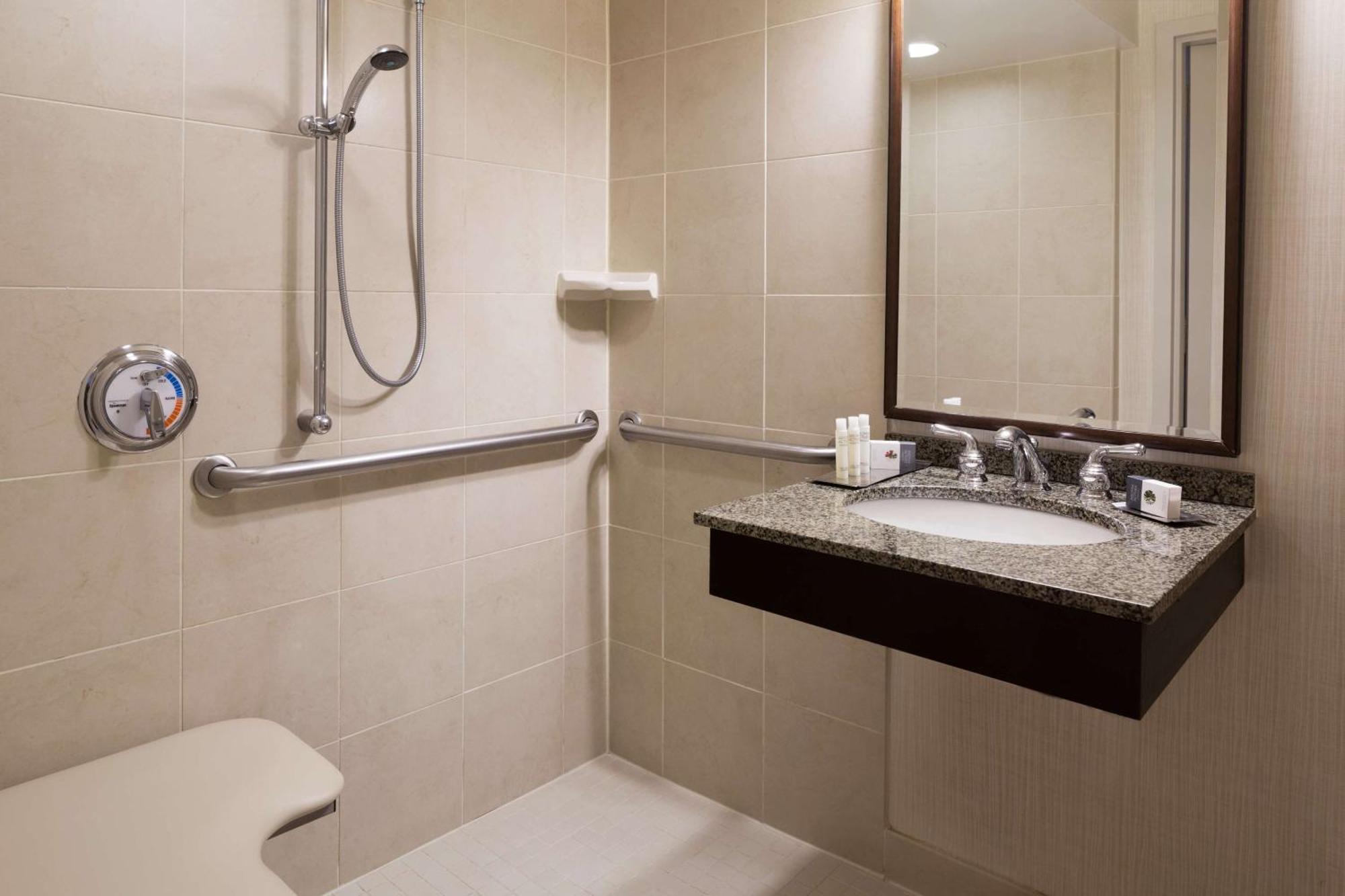 Doubletree By Hilton & Executive Meeting Center 4* Somerset