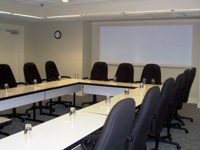 Doubletree By Hilton & Executive Meeting Center Hotel